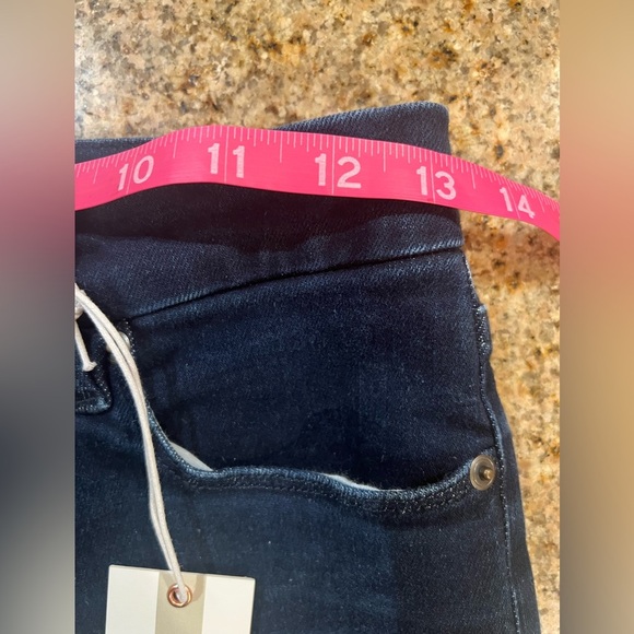 GOOD AMERICAN GOOD LEGS CROPPED MINI BOOT JEANS Size 4/27 NWT Indigo color - Picture 4 of 10